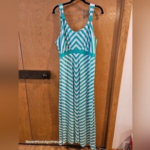 Faded Glory 1X green n White Dress